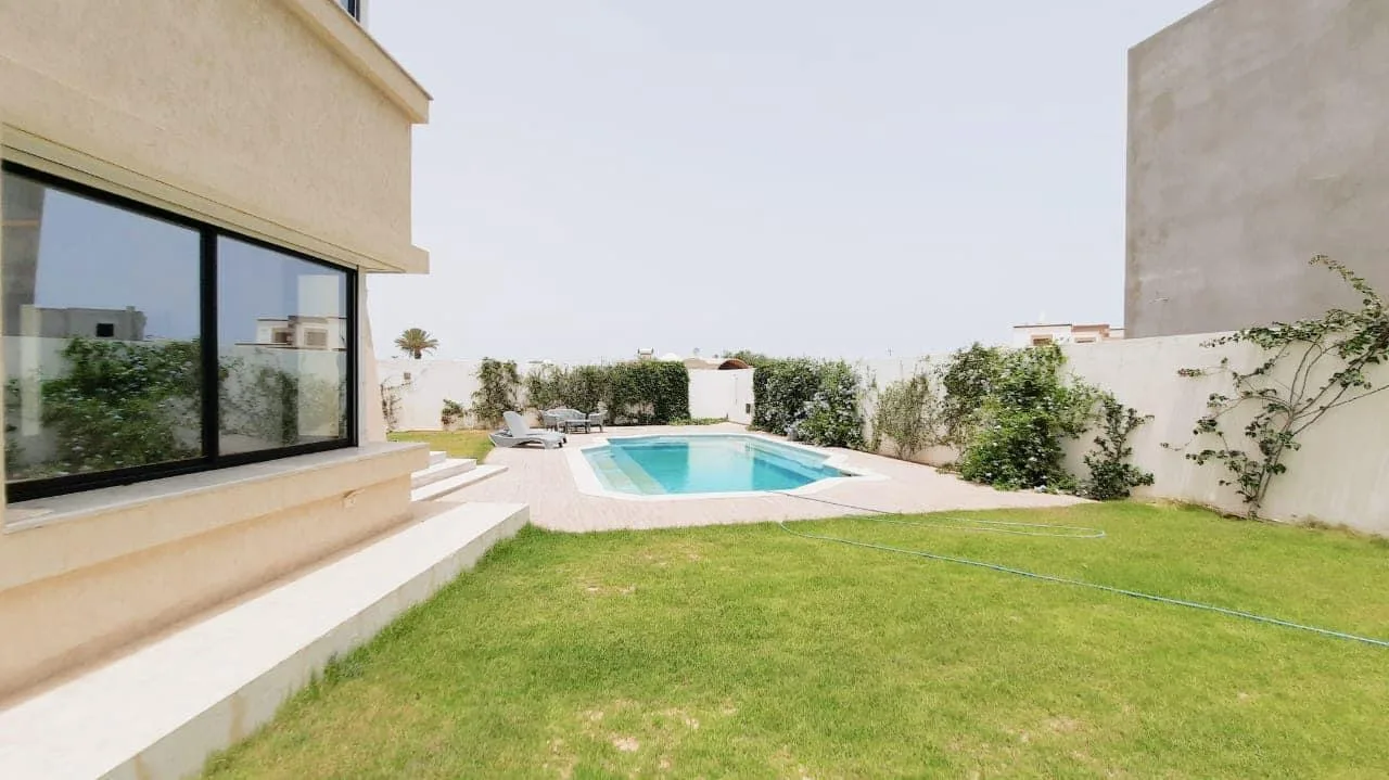 Villa LA RIVA - photo 2