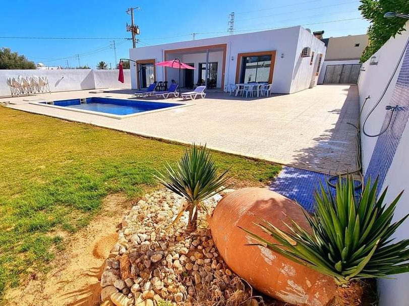 Villa CHEWEREF - photo 1